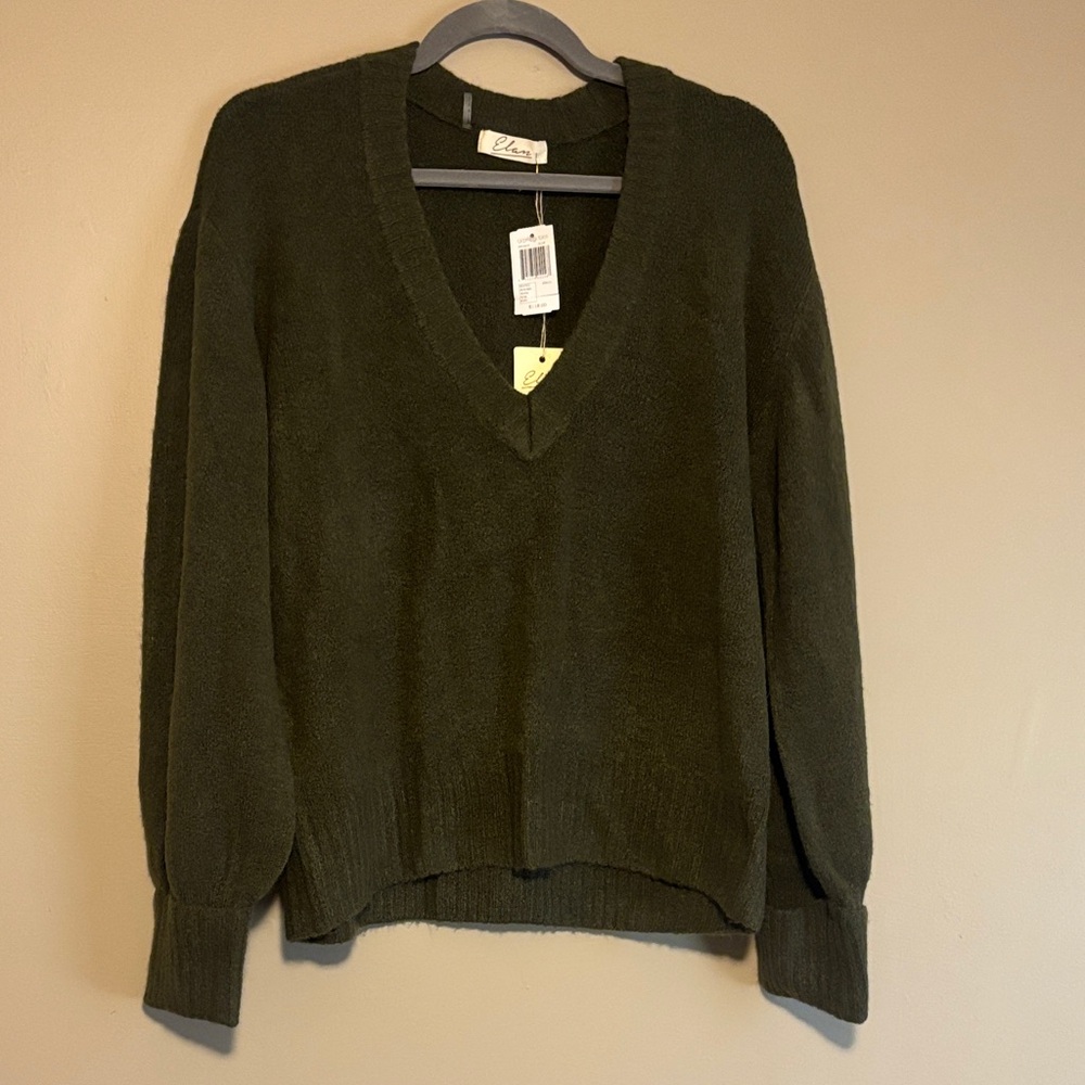 Elan Olive V-Neck Sweater - NWT - Small, with Wool and Fox